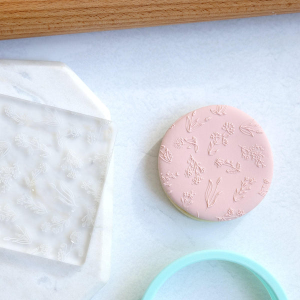 Floral Pattern Acrylic Fondant Embosser With Cutter